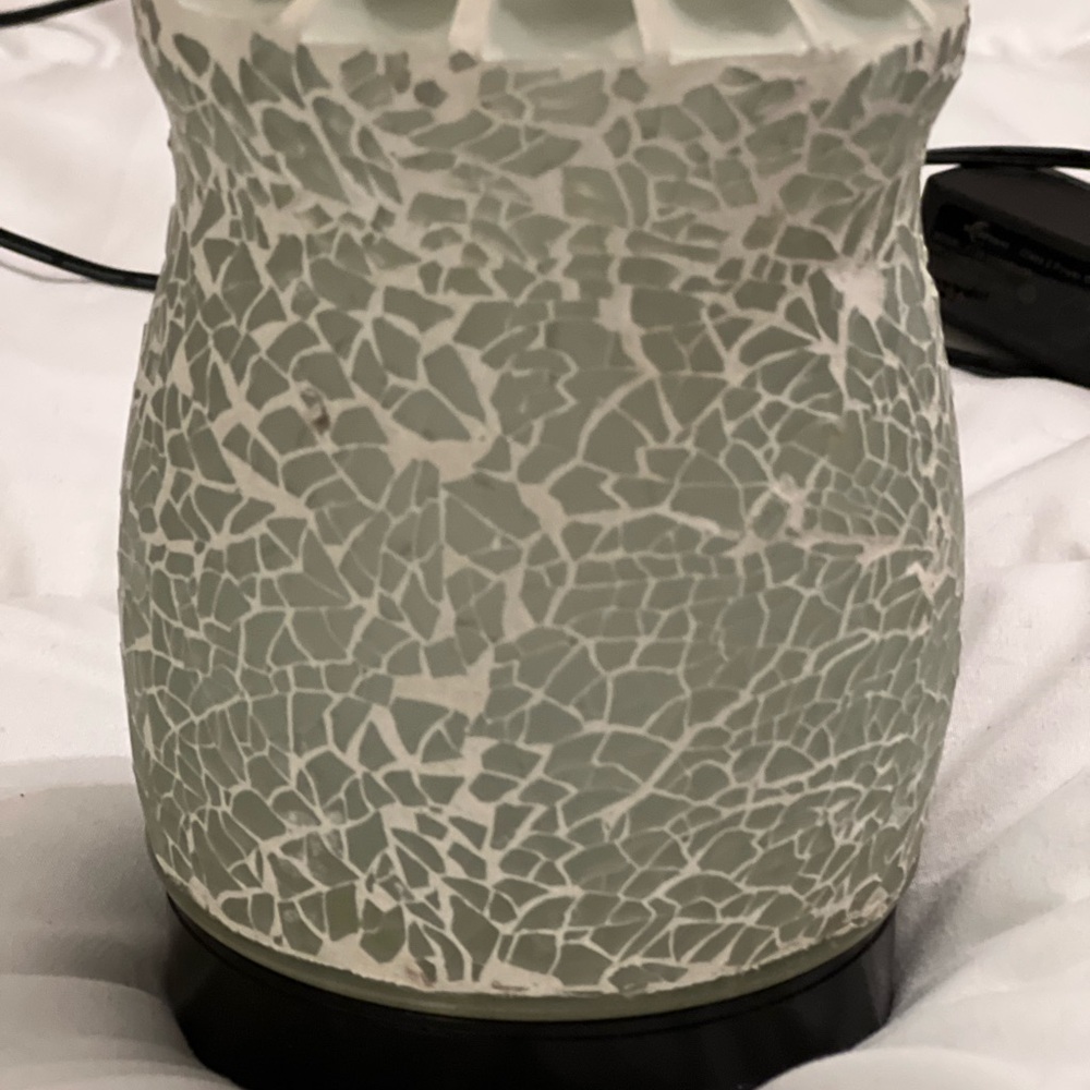 Neutral Mosaic Glass aromatherapy oil diffuser White & Light Gray blue electric - Picture 3 of 3